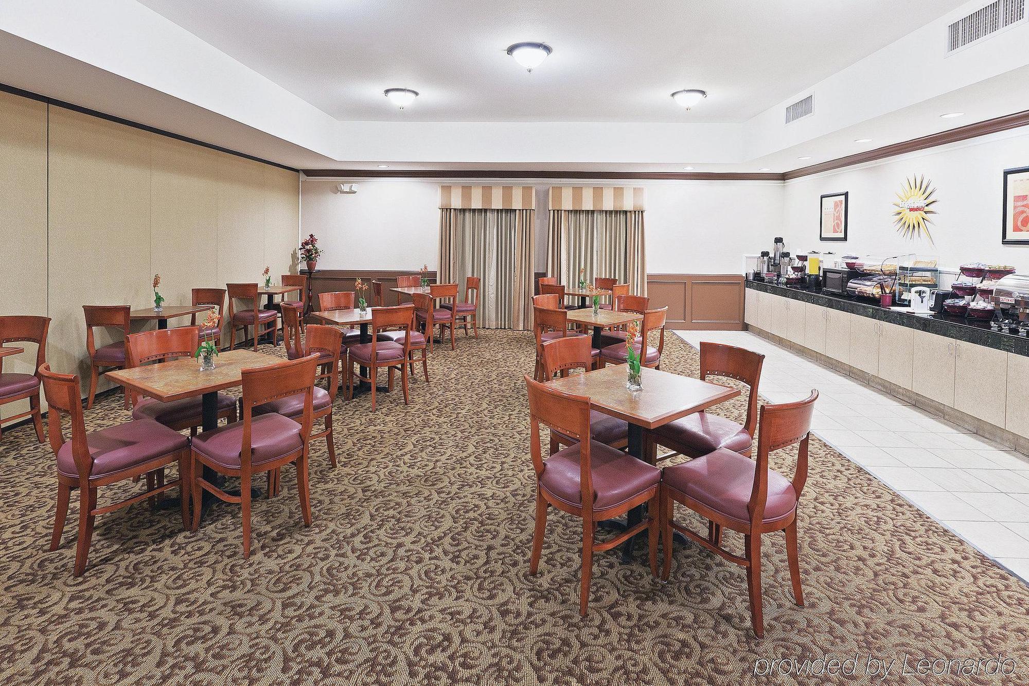 Palacio Royale Inn Signature Кейти Экстерьер фото